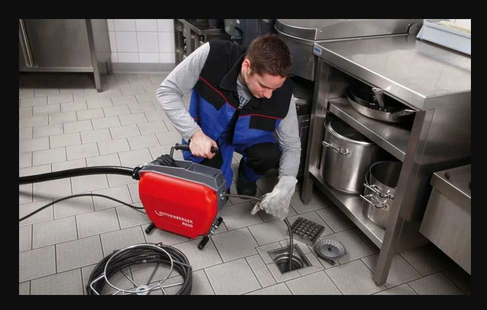 Sariyer Klozet Tuvaletsu Banyo Boru Mutfak Klozetsu Tıkanıklık Açma-  vabo tıkanıklığı açma, En Uygun Fiyatlar Makinalı Gider Açımı.
